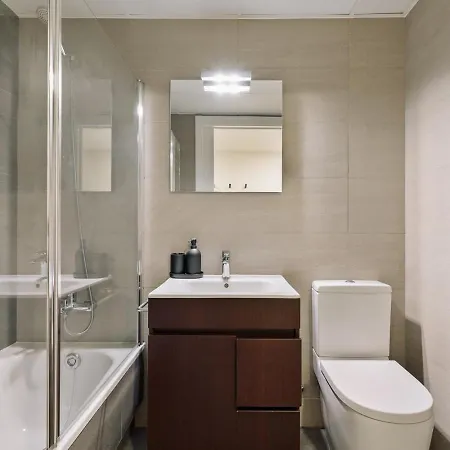 Marce - 3 Bedrooms And A Terrace In Les Corts Barcelona